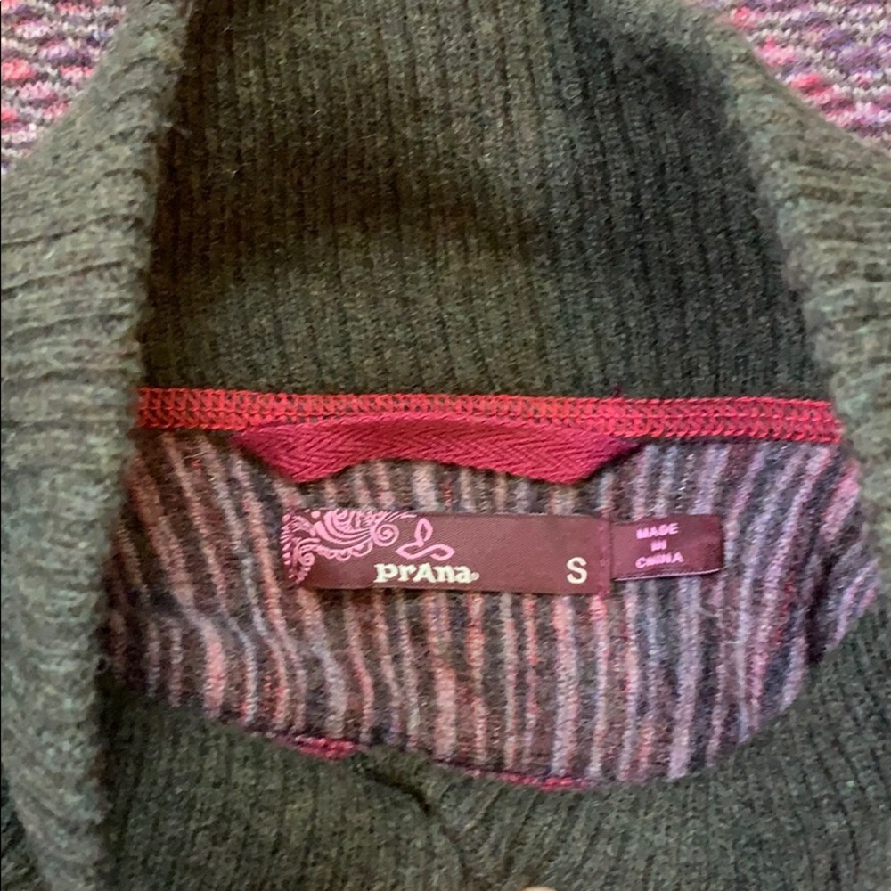 Prana Sweater - Picture 2 of 3